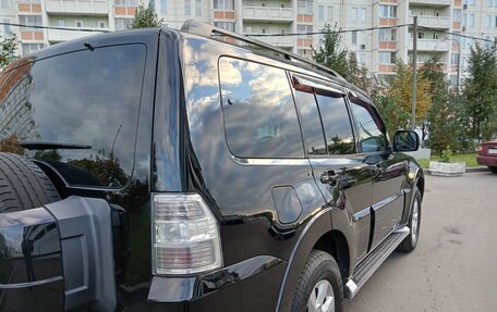 Mitsubishi Pajero IV, 2011 год, 1 370 000 рублей, 8 фотография