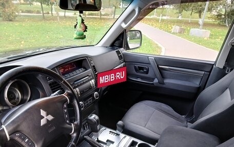 Mitsubishi Pajero IV, 2011 год, 1 370 000 рублей, 14 фотография