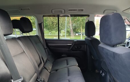 Mitsubishi Pajero IV, 2011 год, 1 370 000 рублей, 20 фотография