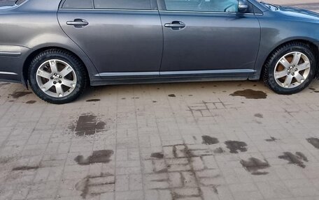 Toyota Avensis III рестайлинг, 2007 год, 670 000 рублей, 9 фотография