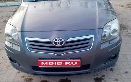 Toyota Avensis III рестайлинг, 2007 год, 670 000 рублей, 10 фотография