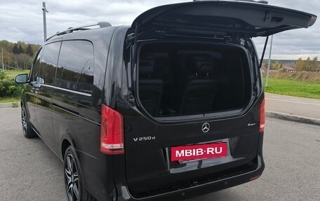 Mercedes-Benz V-Класс, 2020 год, 6 950 000 рублей, 6 фотография