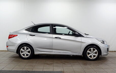Hyundai Solaris II рестайлинг, 2011 год, 430 000 рублей, 5 фотография