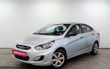 Hyundai Solaris II рестайлинг, 2011 год, 430 000 рублей, 2 фотография