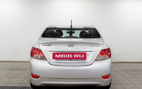 Hyundai Solaris II рестайлинг, 2011 год, 430 000 рублей, 7 фотография