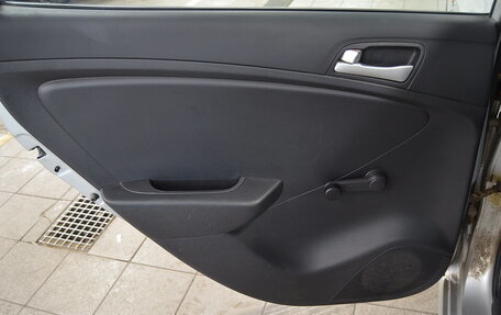 Hyundai Solaris II рестайлинг, 2011 год, 430 000 рублей, 14 фотография