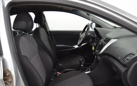 Hyundai Solaris II рестайлинг, 2011 год, 430 000 рублей, 20 фотография