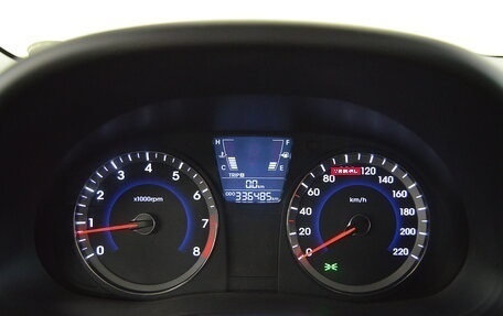 Hyundai Solaris II рестайлинг, 2011 год, 430 000 рублей, 12 фотография