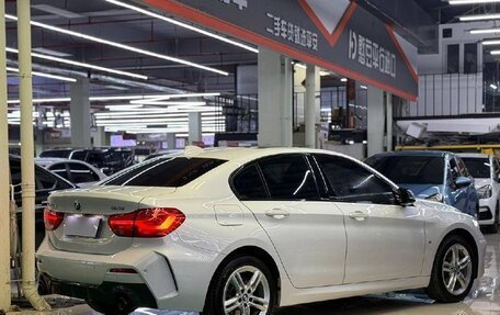 BMW 1 серия, 2022 год, 1 870 000 рублей, 4 фотография