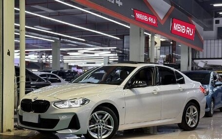 BMW 1 серия, 2022 год, 1 870 000 рублей, 1 фотография