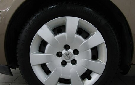 Toyota Avensis III рестайлинг, 2006 год, 570 000 рублей, 10 фотография