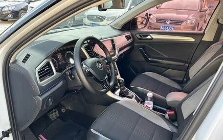 Volkswagen T-Roc I, 2021 год, 1 450 000 рублей, 7 фотография