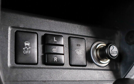 Toyota RAV4, 2010 год, 1 699 000 рублей, 14 фотография
