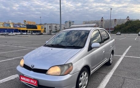 Toyota Platz, 2000 год, 430 000 рублей, 1 фотография