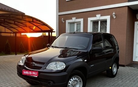 Chevrolet Niva I рестайлинг, 2010 год, 425 000 рублей, 1 фотография