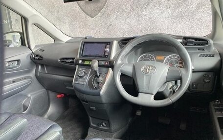 Toyota Wish II, 2013 год, 1 012 000 рублей, 8 фотография