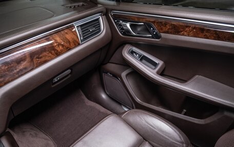 Porsche Macan I рестайлинг, 2014 год, 3 190 000 рублей, 15 фотография