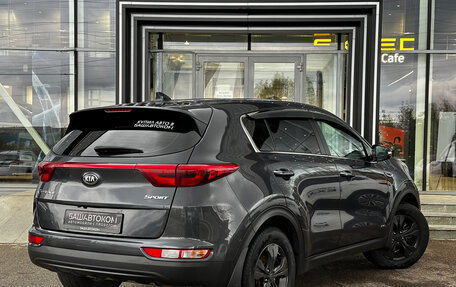 KIA Sportage IV рестайлинг, 2018 год, 1 830 000 рублей, 4 фотография