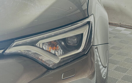 Toyota RAV4, 2018 год, 2 850 000 рублей, 9 фотография