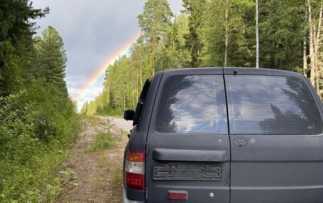 Toyota Land Cruiser 100 рестайлинг 2, 2005 год, 3 000 000 рублей, 2 фотография