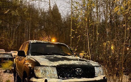 Toyota Land Cruiser 100 рестайлинг 2, 2005 год, 3 000 000 рублей, 5 фотография