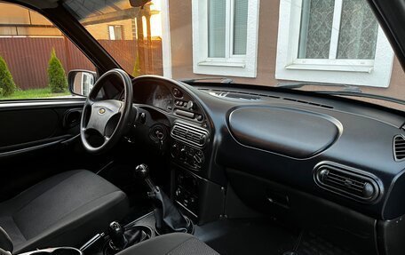 Chevrolet Niva I рестайлинг, 2010 год, 425 000 рублей, 20 фотография