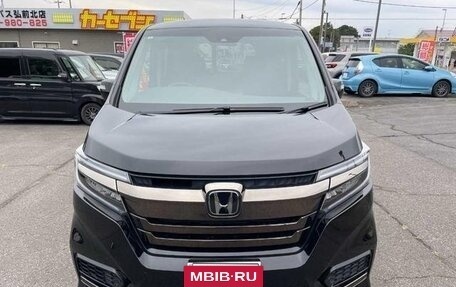 Honda Stepwgn IV, 2017 год, 1 320 001 рублей, 2 фотография