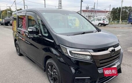 Honda Stepwgn IV, 2017 год, 1 320 001 рублей, 3 фотография