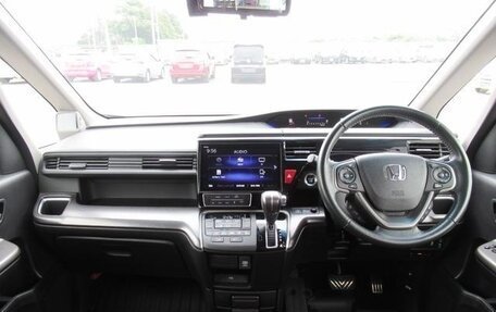 Honda Stepwgn IV, 2017 год, 1 320 001 рублей, 13 фотография