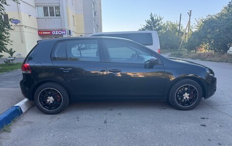 Volkswagen Golf VI, 2011 год, 750 000 рублей, 2 фотография
