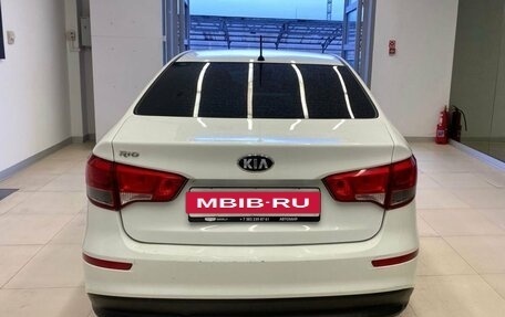 KIA Rio III рестайлинг, 2015 год, 870 000 рублей, 5 фотография