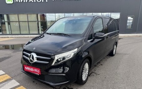 Mercedes-Benz V-Класс, 2020 год, 7 000 000 рублей, 4 фотография