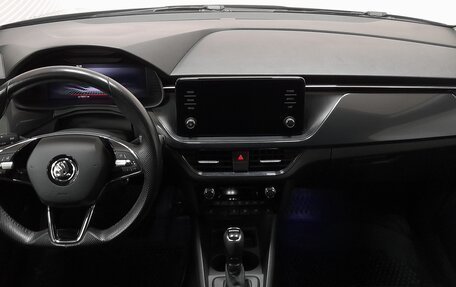 Skoda Rapid II, 2021 год, 1 633 000 рублей, 11 фотография