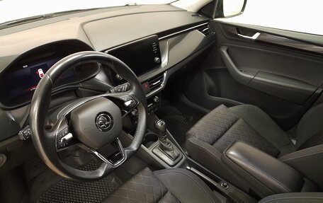 Skoda Rapid II, 2021 год, 1 633 000 рублей, 10 фотография