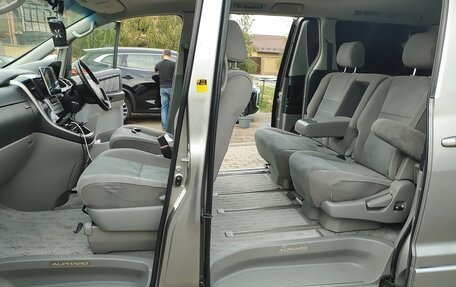 Toyota Alphard III, 2002 год, 1 750 000 рублей, 13 фотография