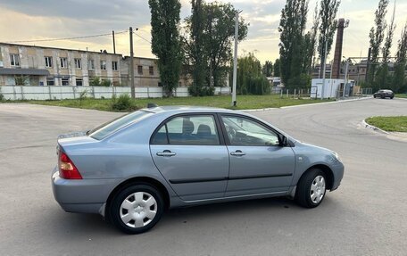 Toyota Corolla, 2004 год, 490 000 рублей, 7 фотография