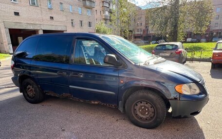 Chrysler Voyager IV, 2001 год, 185 000 рублей, 3 фотография