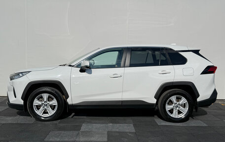 Toyota RAV4, 2021 год, 2 899 000 рублей, 5 фотография