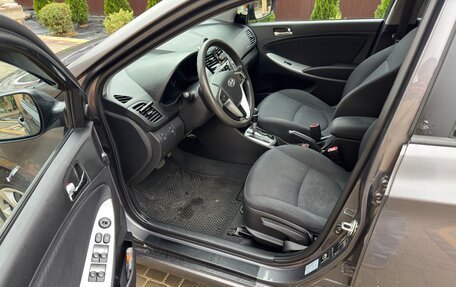Hyundai Solaris II рестайлинг, 2013 год, 745 000 рублей, 11 фотография