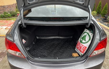 Hyundai Solaris II рестайлинг, 2013 год, 745 000 рублей, 18 фотография
