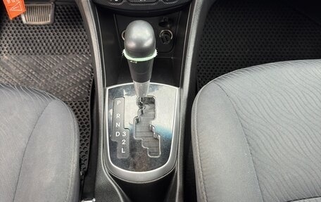 Hyundai Solaris II рестайлинг, 2013 год, 745 000 рублей, 13 фотография