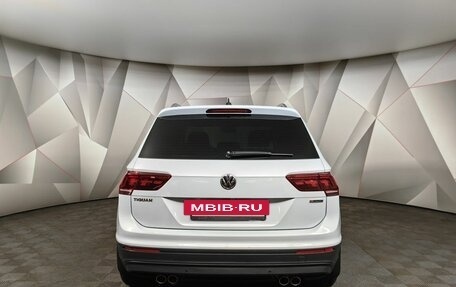 Volkswagen Tiguan II, 2018 год, 2 470 000 рублей, 8 фотография