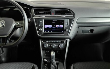 Volkswagen Tiguan II, 2017 год, 2 643 000 рублей, 11 фотография