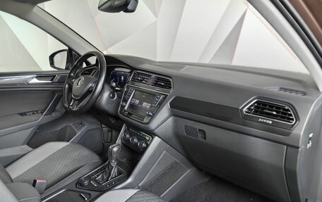 Volkswagen Tiguan II, 2017 год, 2 643 000 рублей, 9 фотография