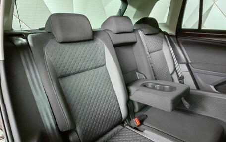 Volkswagen Tiguan II, 2017 год, 2 643 000 рублей, 13 фотография