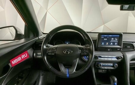 Hyundai Veloster II, 2018 год, 1 663 450 рублей, 14 фотография