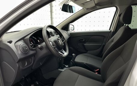 Renault Logan II, 2018 год, 720 000 рублей, 11 фотография