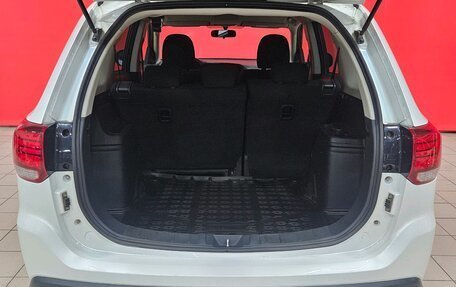 Mitsubishi Outlander III рестайлинг 3, 2016 год, 1 635 000 рублей, 17 фотография