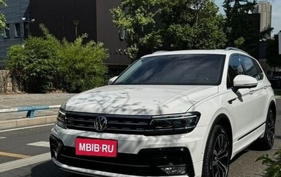 Volkswagen Tiguan II, 2021 год, 2 000 000 рублей, 1 фотография