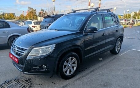 Volkswagen Tiguan I, 2011 год, 899 000 рублей, 1 фотография